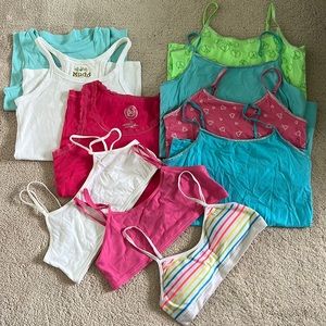 Tank top / crop top / sport bra assortment